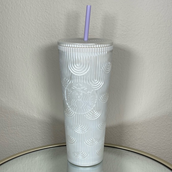Starbucks 2023 White Pearl Shell Core Siren Scale Tumbler - Picture 4 of 4